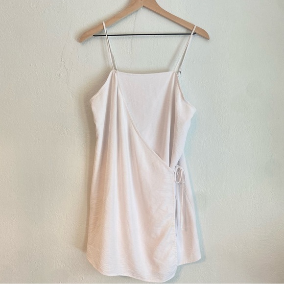 BP White Wrap Mini‎ Dress - Picture 1 of 4